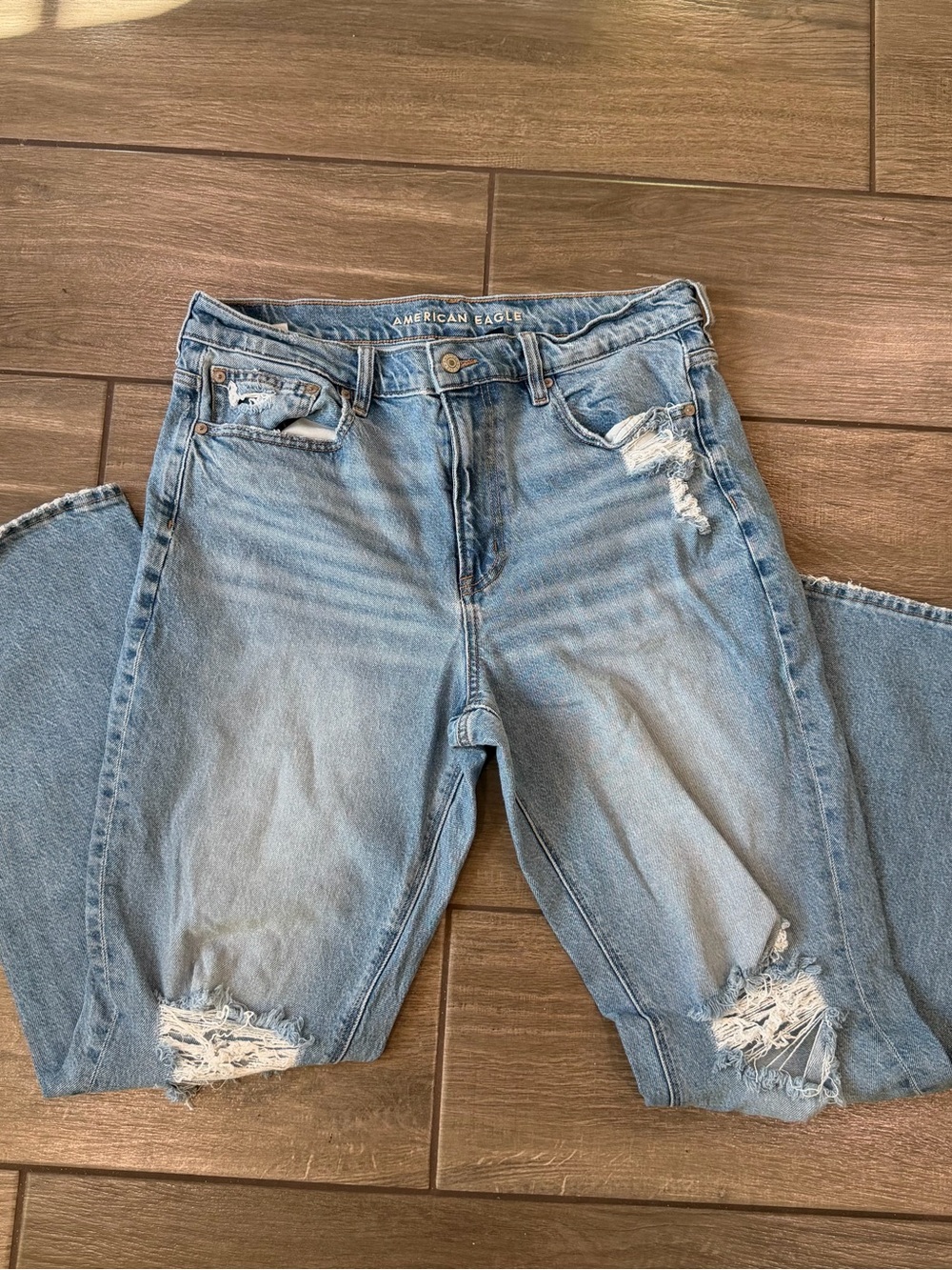 American Eagle High Rise Straight Jeans